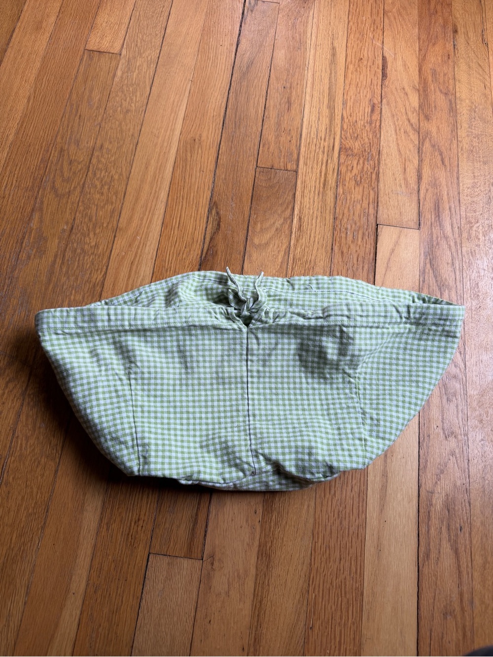 Pottery barn kids green gingham basket liner